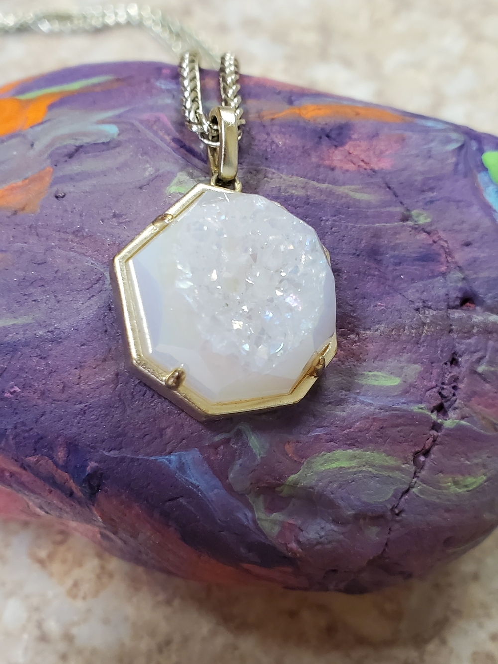 Kendra Scott Lizzie White Druzy Octagon Pendant Necklace in Gold-tone